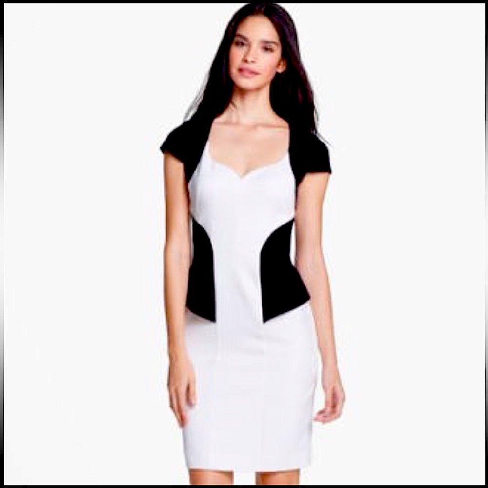 4 Black Halo The Classic HALO DANYA
BLACK/WHITE PEPLUM DRESS